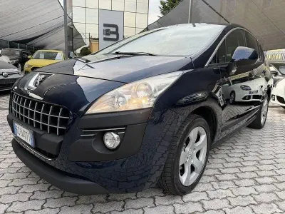 Usata Peugeot 3008 Premium 120 CV (88 kW) 2010 Blu Station wagon