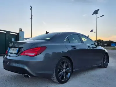 Usata Mercedes CLA200 136 CV (100 kW) 2015 Grigio Berlina