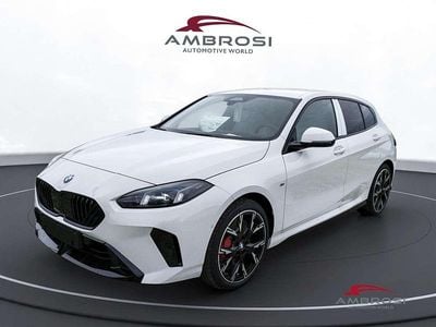 Nuova BMW 118 M Sport 150 CV (110 kW) 2026 Alpin white pastello Utilitaria