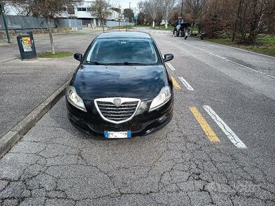 Usata Lancia Delta Silver 120 CV (88 kW) 2013 Nero Utilitaria