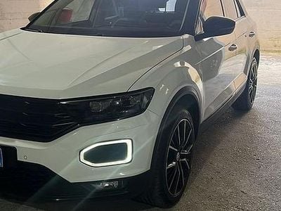 Usata VW T-Roc 150 CV (110 kW) 2019 Bianco SUV