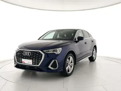 Usata Audi Q3 Sportback S-Line 200 CV (147 kW) 2022 Blu SUV