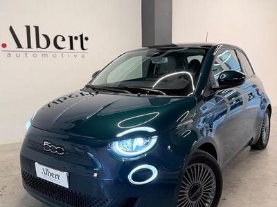 Usata Fiat 500e La Prima 86 kW (118 CV) 2021 Blu Berlina