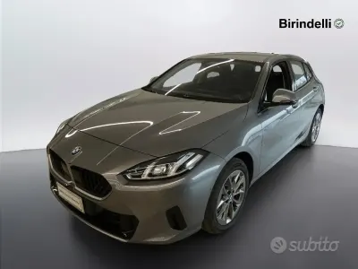 Nuova BMW 118 150 CV (110 kW) 2025 Skyscraper grey metallic Utilitaria