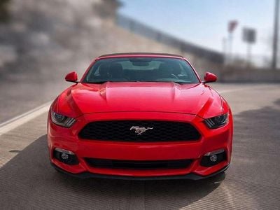 Usata Ford Mustang Convertible 317 CV (233 kW) 2016 Cabrio
