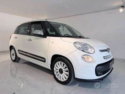 Usado Fiat 500L Lounge 95 CV (69 kW) 2017 Blanco Monovolumen