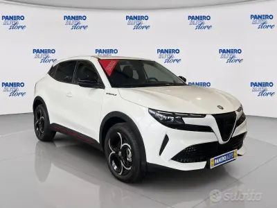 Nuova Alfa Romeo GT Junior Edizione Speciale 136 CV (100 kW) 2025 Bianco SUV
