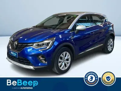 Usata Renault Captur Intens 101 CV (74 kW) 2020 Blu metallizzato SUV