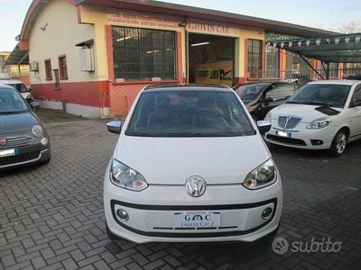 Usata VW up! 68 CV (50 kW) 2015 Bianco Utilitaria