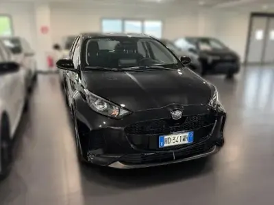 Nuova Mazda 2 116 CV (85 kW) 2026 Opera black Utilitaria