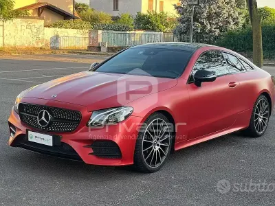 Usata Mercedes E220 194 CV (142 kW) 2019 Rosso Coupé