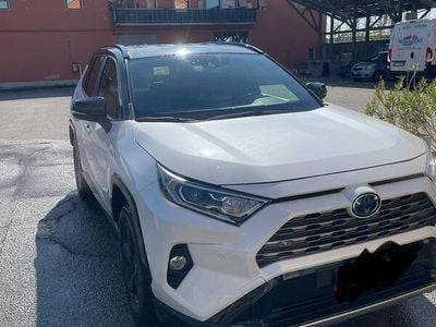 Usata Toyota RAV4 Hybrid 218 CV (160 kW) 2019 Bianco SUV