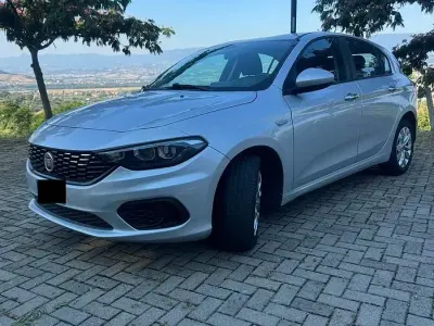 Usata Fiat Tipo 95 CV (69 kW) 2019 Grigio Berlina