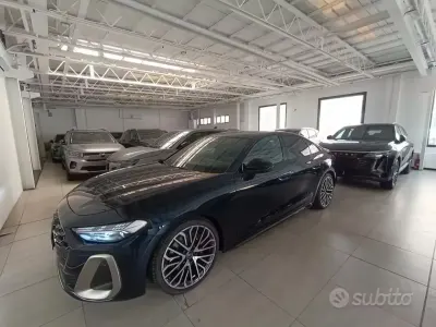 Usata Audi A5 S-Line 150 CV (110 kW) 2025 Blu Berlina