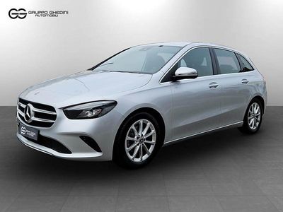 Argento argento Usata 2019 Mercedes B180 Premium Monovolume | 18.200 € (Ottimo prezzo)