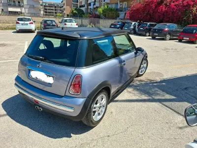 Usata Mini Cooper 75 CV (55 kW) 2004 Utilitaria