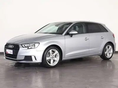 Usata Audi A3 Sport 150 CV (110 kW) 2018 Argento fioretto Berlina