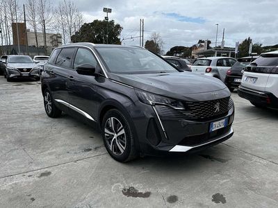 Usata Peugeot 5008 Allure 131 CV (96 kW) 2024 Grigio SUV