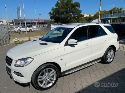 Usata Mercedes ML250 204 CV (150 kW) 2012 Bianco SUV