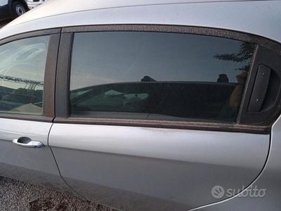 Usata Alfa Romeo 147 105 CV (77 kW) 2008 Grigio Utilitaria