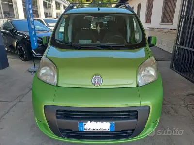 Usado Fiat Qubo Dynamic 75 CV (55 kW) 2011 Verde Monovolumen