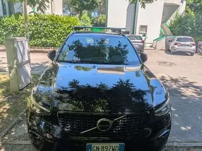 Usata Volvo XC40 Momentum 197 CV (144 kW) 2022 SUV