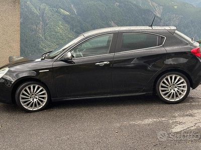 Usata Alfa Romeo Giulietta Exclusive 140 CV (102 kW) 2012 Utilitaria