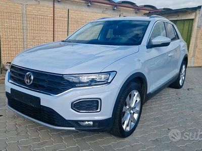 Usata VW T-Roc Advance 150 CV (110 kW) 2020 Grigio SUV