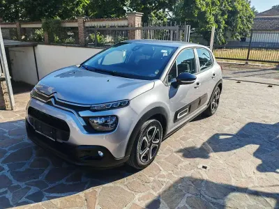 Usata Citroën C3 Feel 83 CV (61 kW) 2022 Grigio Utilitaria