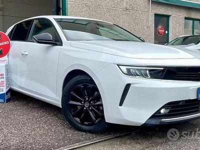 Usata Opel Astra Business Elegance 131 CV (96 kW) 2022 Bianco Berlina