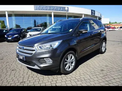 Usata Ford Kuga Titanium 120 CV (88 kW) 2018 Grigio met SUV