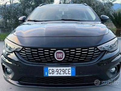 Usata Fiat Tipo Pop 120 CV (88 kW) 2018 Blu Station wagon