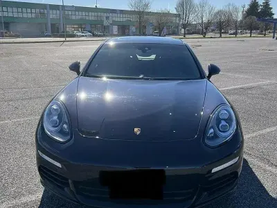 Usata Porsche Panamera 250 CV (183 kW) 2014 Nero Utilitaria