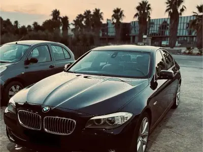 Usata BMW 520 2011 Blu Berlina