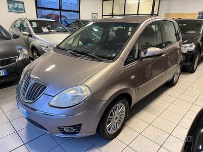 Usata Lancia Musa 77 CV (56 kW) 2009 Marrone Monovolume