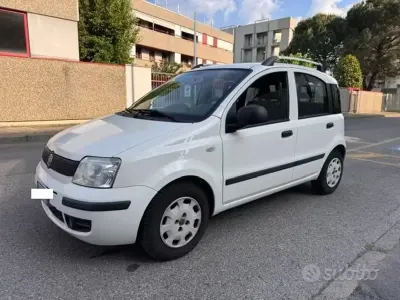 Usata Fiat Panda 69 CV (50 kW) 2012 Bianco Utilitaria