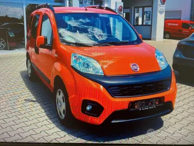 Usata Fiat Qubo Lounge 77 CV (56 kW) 2018 Arancione Monovolume
