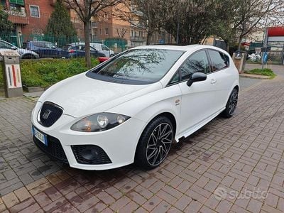 Usata Seat Leon FR 200 CV (147 kW) 2007 Bianco Utilitaria