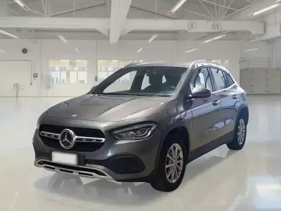 Usata Mercedes GLA250 Business 160 CV (117 kW) 2022 SUV