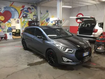 Usata Hyundai i40 Style 136 CV (100 kW) 2012 Grigio Station wagon
