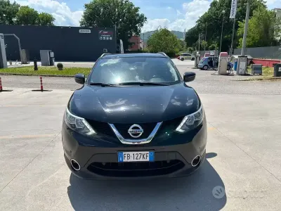 Usata Nissan Qashqai Acenta 110 CV (80 kW) 2015 Nero SUV