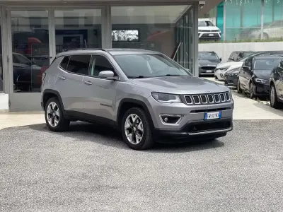 Usata Jeep Compass 140 CV (102 kW) 2019 Grigio SUV