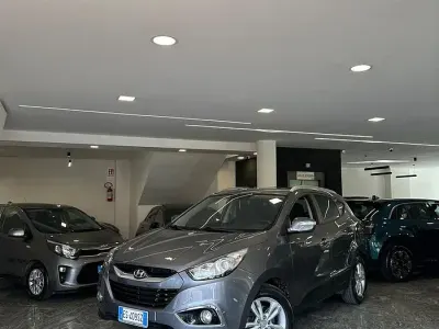 Usata Hyundai ix35 Xpossible 115 CV (84 kW) 2013 Grigio SUV