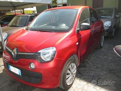 Usata Renault Twingo SE 70 CV (51 kW) 2015 Rosso Utilitaria