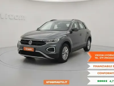 Usata VW T-Roc Life 116 CV (85 kW) 2021 Grigio SUV