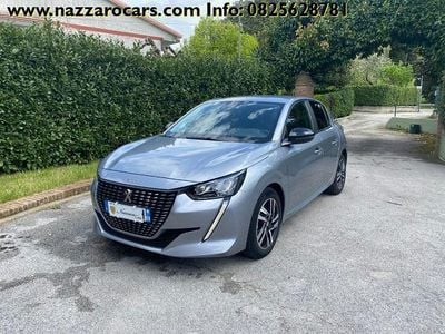 Usata Peugeot 208 Style 75 CV (55 kW) 2023 Grigio metallizzato Utilitaria