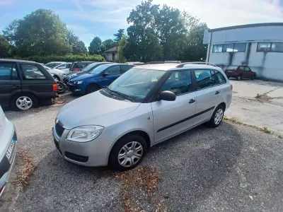 Usata Skoda Fabia Sport 85 CV (62 kW) 2010 Argento Station wagon