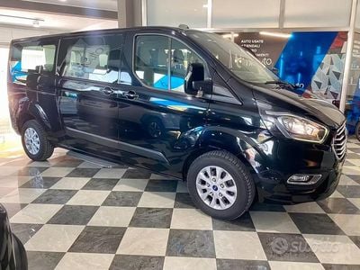 Usata Ford Tourneo Custom Trend 105 CV (77 kW) 2023 Nero Furgone