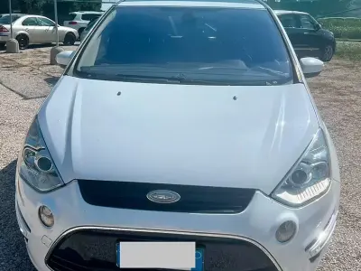 Usata Ford S-MAX Titanium 163 CV (119 kW) 2011 Bianco Monovolume