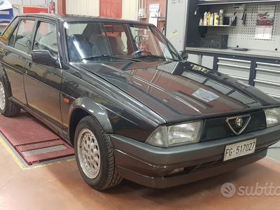 Usata Alfa Romeo 75 148 CV (108 kW) 1992 Berlina